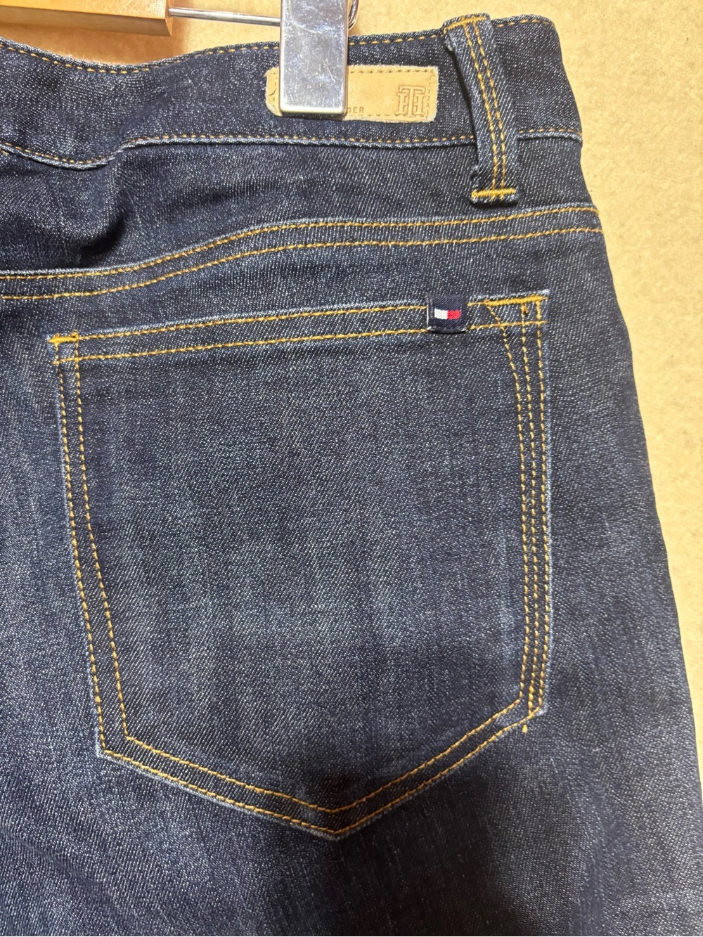 Tommy Hilfiger Premium Women’s Dark Wash Straight Leg Jeans Size 12 Stretch Deni - Picture 7 of 7